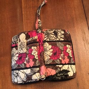 Vera Bradley zipper wristlet